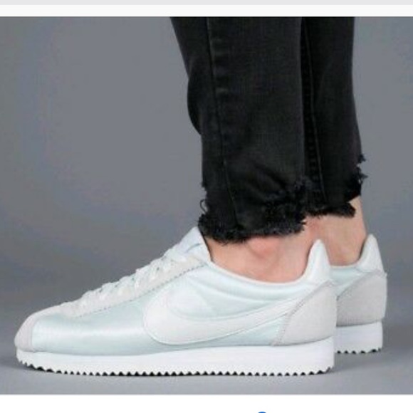 Nike Shoes - Women Nike Classic Cortez Nylon